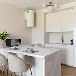 Appartement Motlava Bliss - Gym, Sauna & Parking