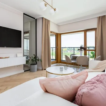 Motlava Bliss - Gym, Sauna & Parking *
